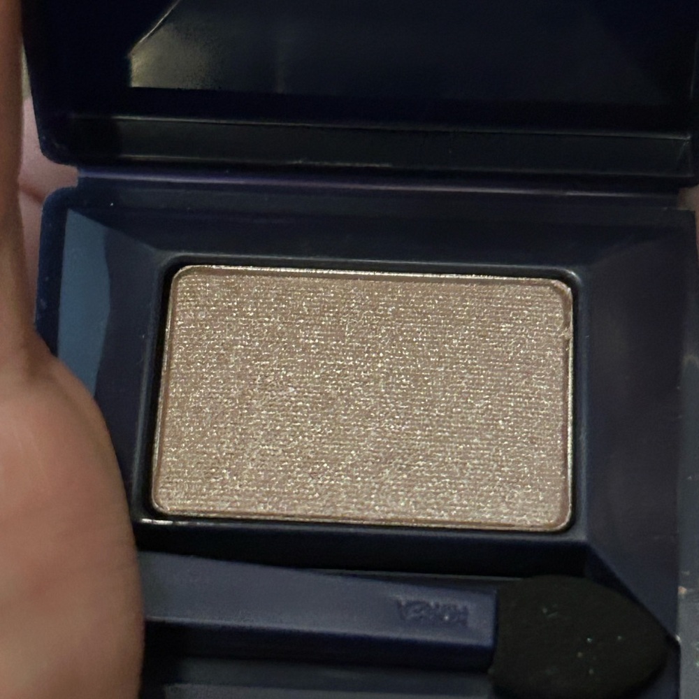 Avon True Color Powder Eyeshadow. Iced Mocha
